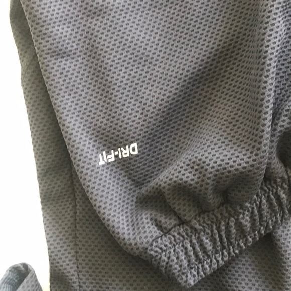 Nike Dri Fit Large size running tracks - Picture 4 of 4